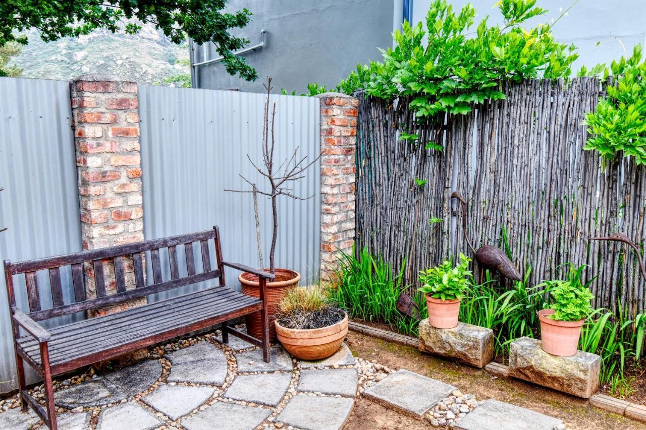 Die Blou Huis Clarens Exterior photo