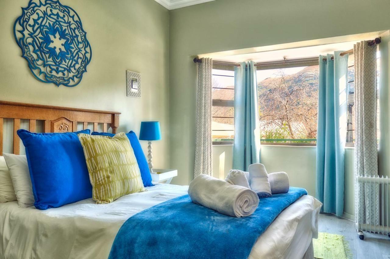 Die Blou Huis Clarens Exterior photo